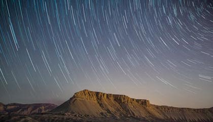 “环保少女”遭以色列驱逐后愤怒喊话 特朗普：她是个麻烦精