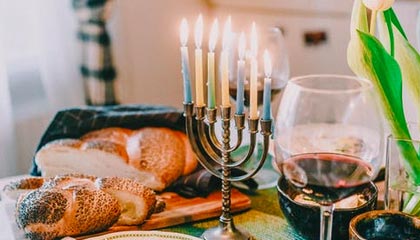 上海海港已得知奥斯卡心脏问题,愿意为其提供治疗帮助:“上海海港的大门永远为你敞开”