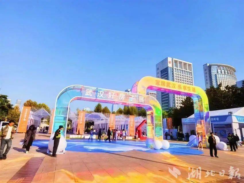 不少人突然收到：将自动扣款5000元……紧急提醒