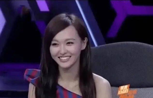 女明星首次登上《快本》的时候是什么样子？那时候的她们都好青涩！