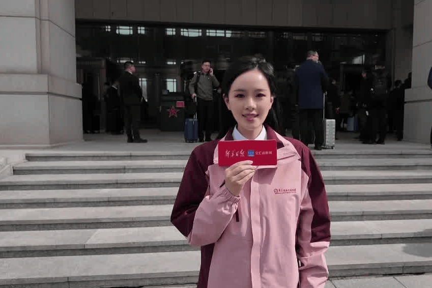 江苏代表团抵达北京住地，肩负使命赴盛会