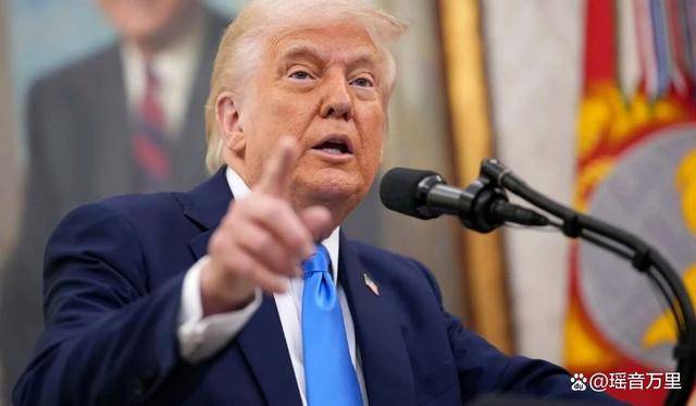 胡塞24小时3袭美航母!不料后门已被美军踢开,伊朗借力打力