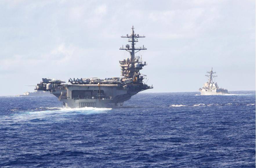 嚣张至极！我军全向围岛，台当局拿陆配撒气，美察觉不对紧急撤离！