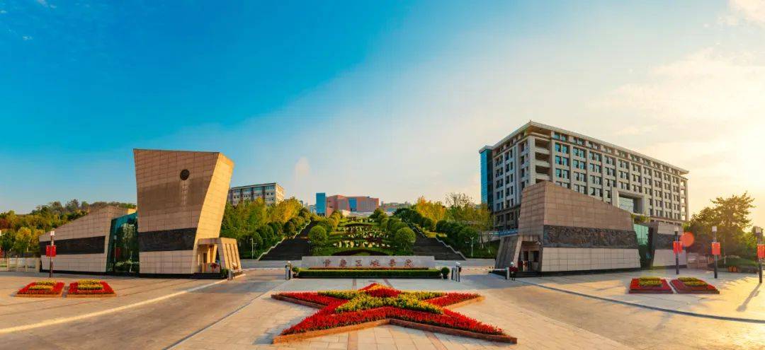 高校花75万元采购一台279元的路由器?多方回应