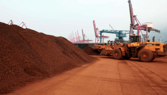 拿到稀土后，欧盟变脸，取消中欧对话，冯德莱恩找特朗普“告状”