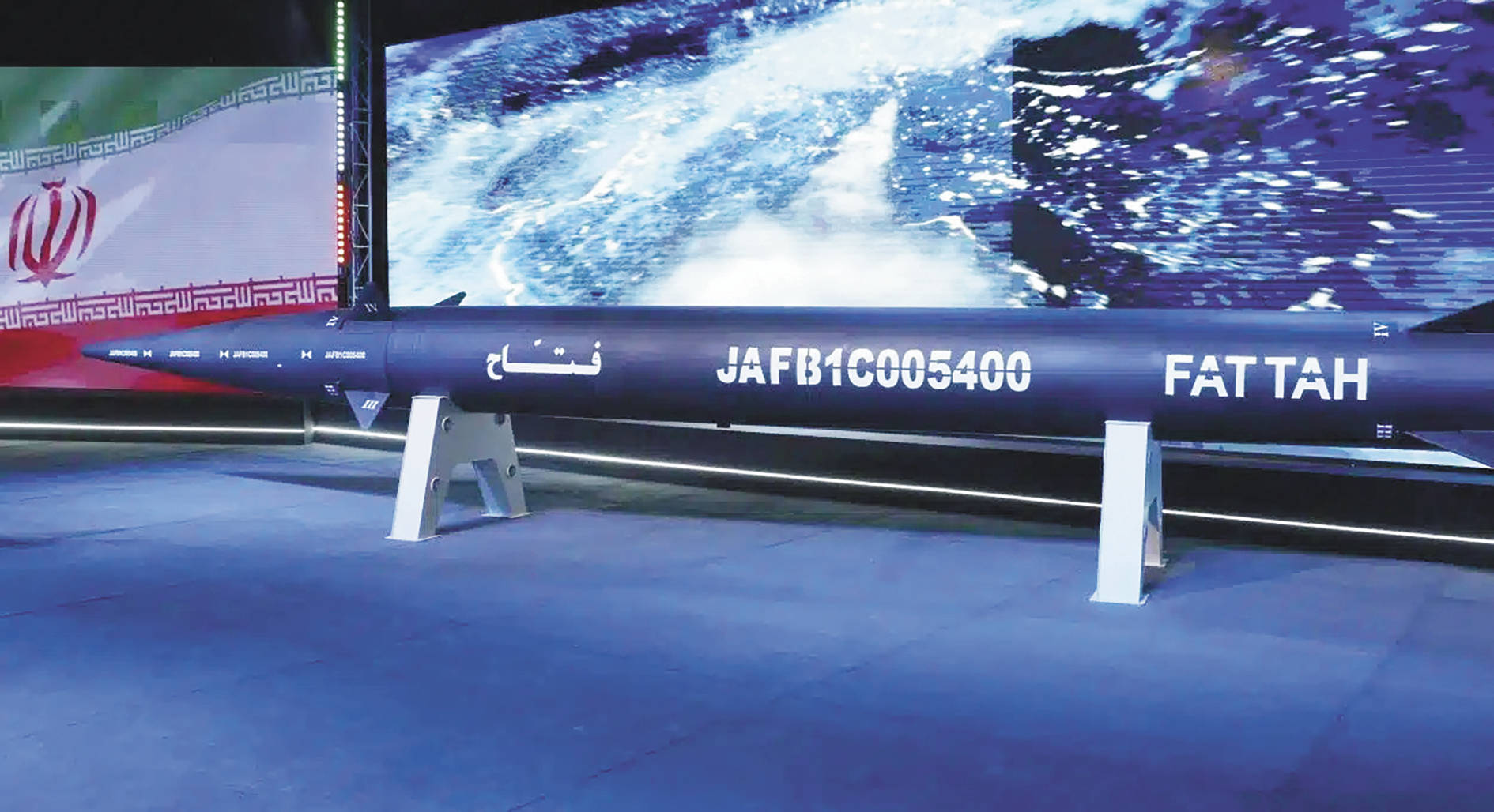 先进装备不断登场，以伊战火中的“武器对垒”