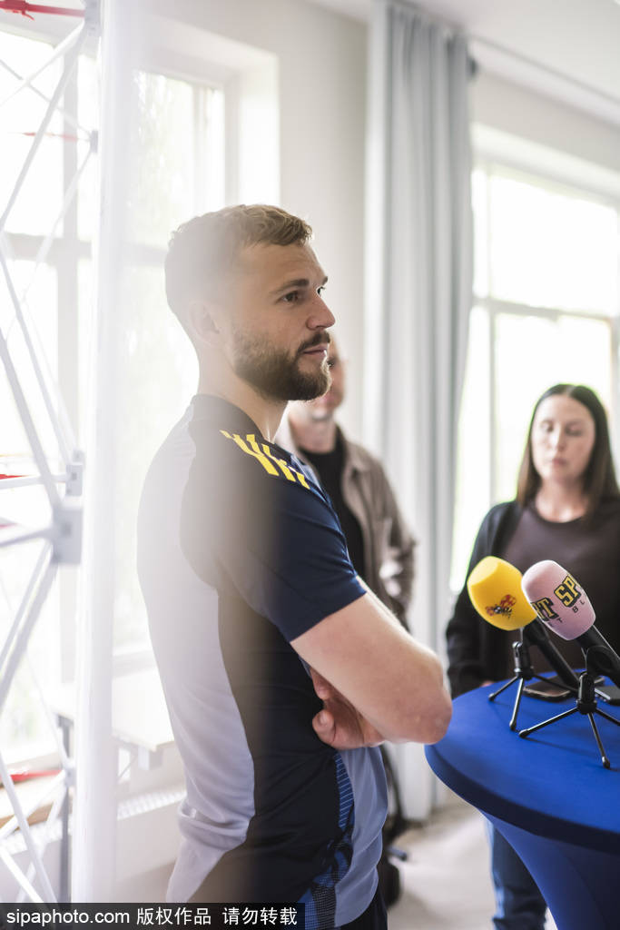 6000万镑！瑞典神锋死等阿森纳梦想成真，里斯本体育陷入转会拉锯战