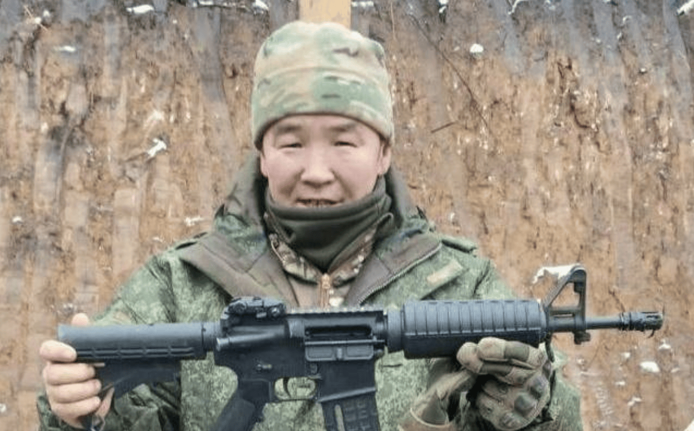 16公里大包围圈,俄军30万大军上刺刀:炸两大造船厂,炸北约教官