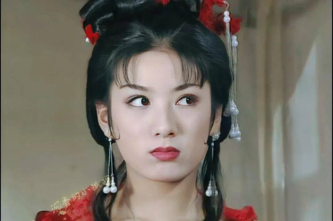 黄奕凭颜值当艺人！妩媚又英气，曾是女扮男装赛道天花板