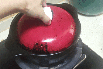 香菇排骨炖出“仙境”，女子购物中途被妈妈急喊回家