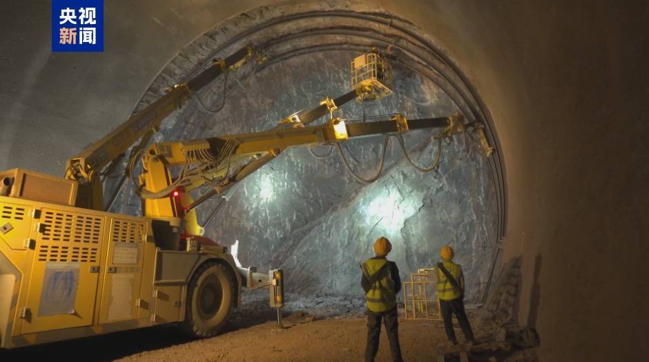 西安 ⇌ 重庆6小时缩短至2.5小时!西渝高铁有重大进展!