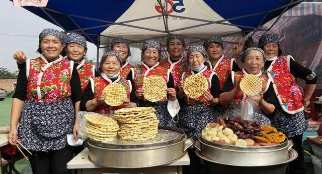 国庆期间，山西各地迎来客流高峰