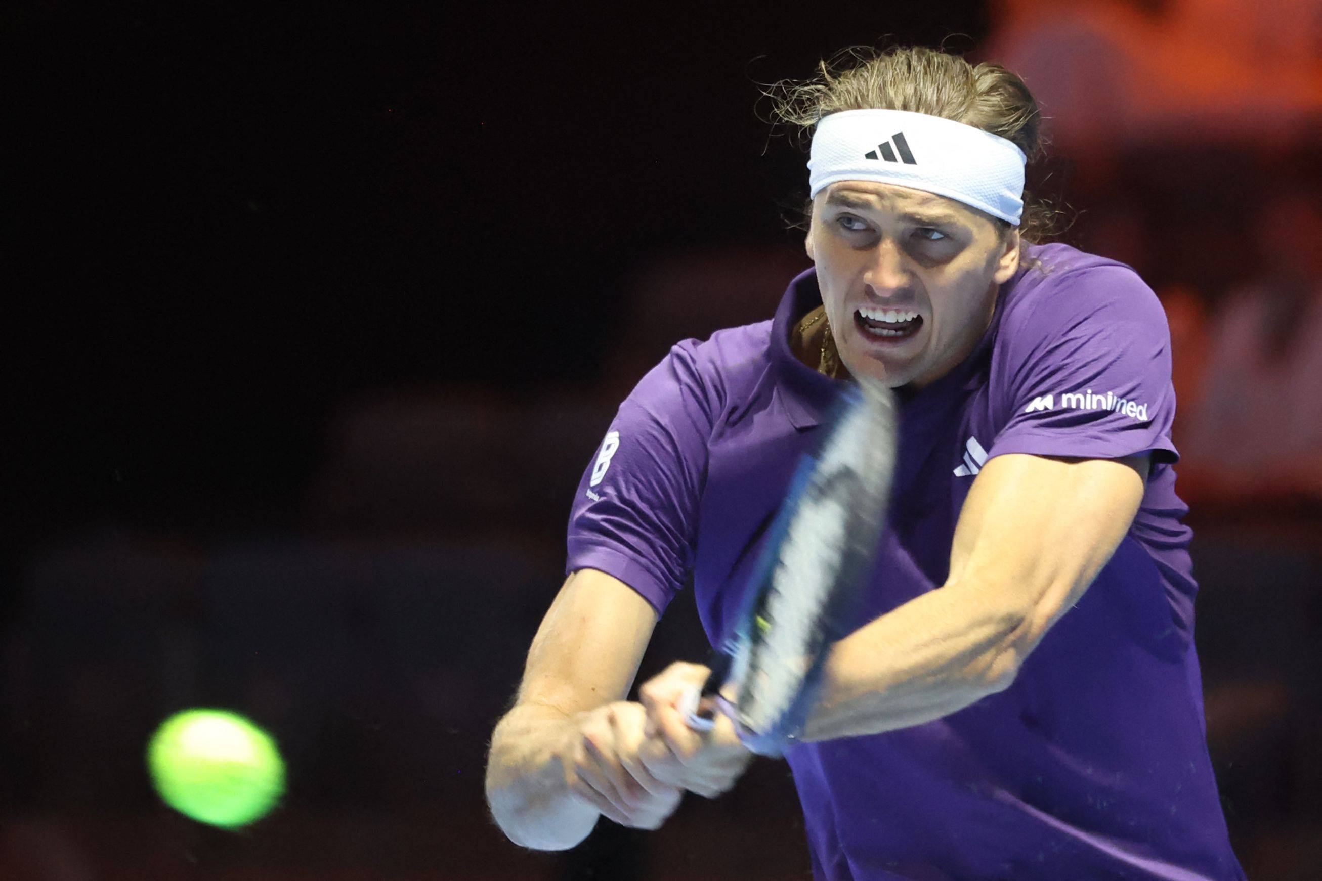 （外代二线）网球——沙特“六王大满贯”表演赛：弗里茨胜兹维列夫