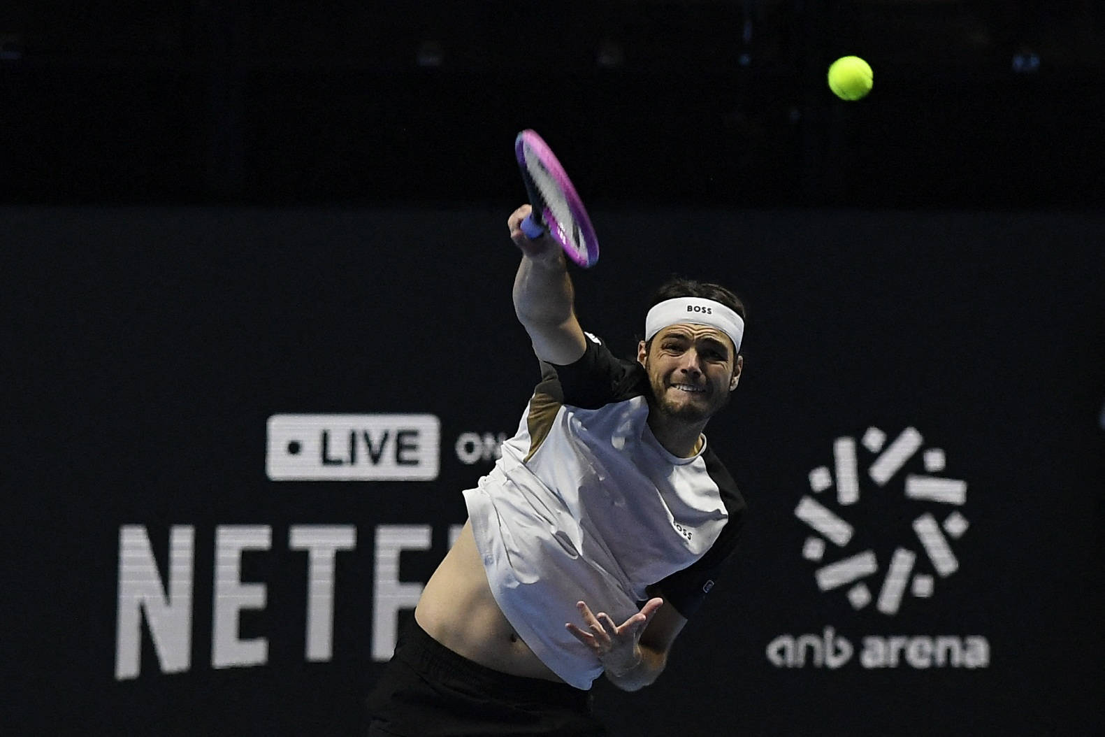 （外代二线）网球——沙特“六王大满贯”表演赛：弗里茨胜兹维列夫